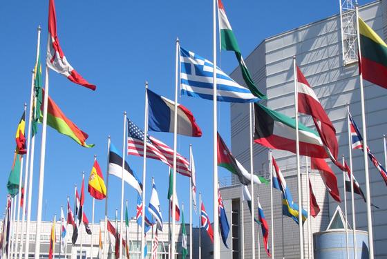 Des partenaires prestigieux et de nombreux programmes pour favoriser la mobilité internationale Des partenaires prestigieux et de nombreux programmes pour favoriser la mobilité internationale